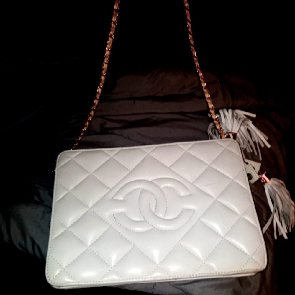 Channell Lambskin Quilted Small Tassel  Double Compartment White Shoulder Bag.